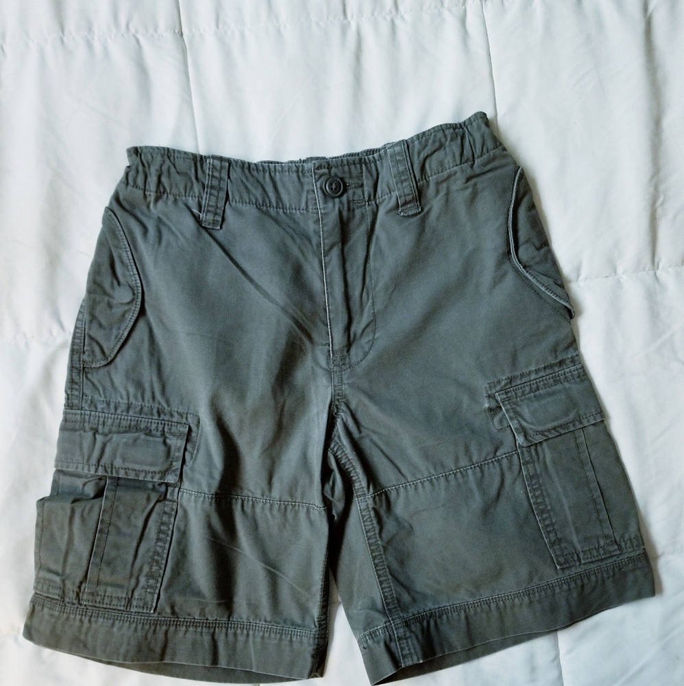 COPY - Gap Kid Cargo Shorts 8